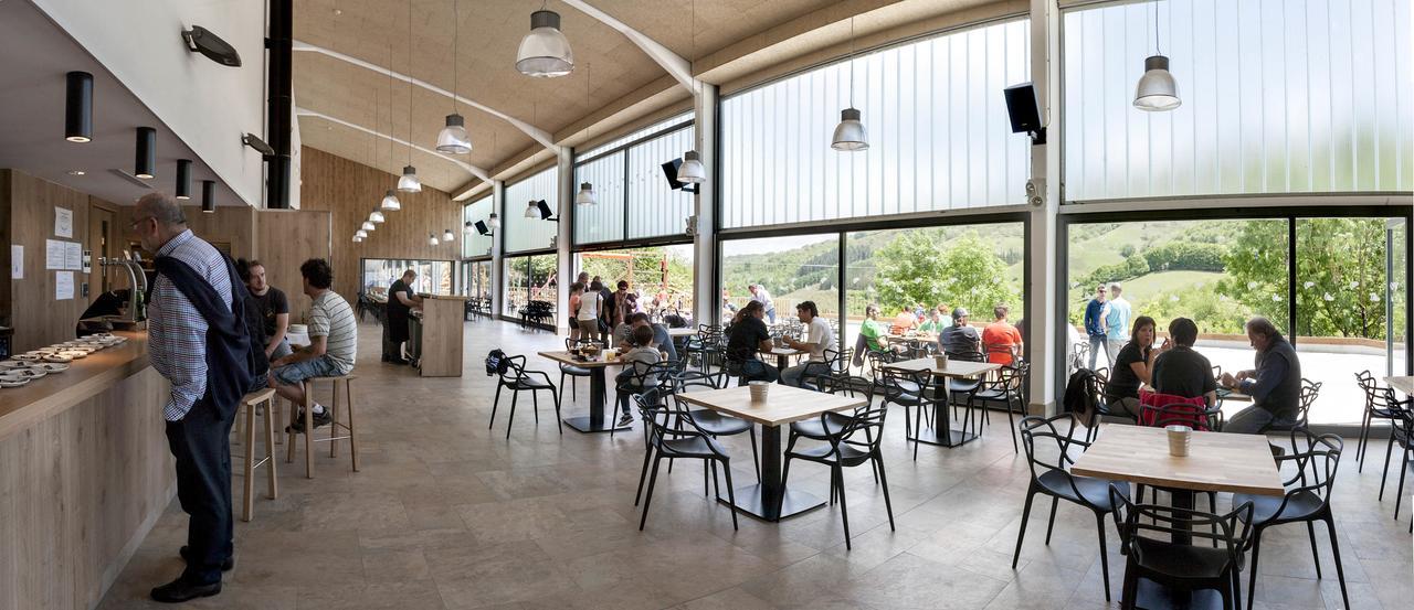 Youth Hostel Non Stop Inn By Irrisarri Land Igantzi 外观 照片
